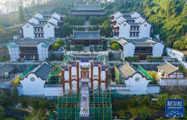 湖北秭归:屈原祠古建筑完成迁建后的首次修缮 湖北秭归:屈原祠古建筑完成迁建后的首次修缮