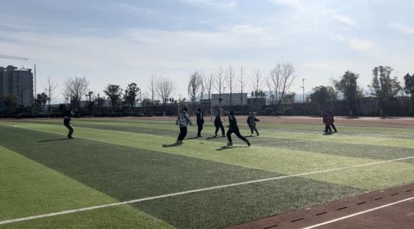 追光 | 要想学生体质好，课间户外跑一跑