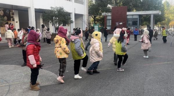 追光 | 要想学生体质好，课间户外跑一跑