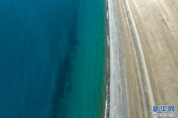 当惹雍错：藏北高原上的“蓝宝石”