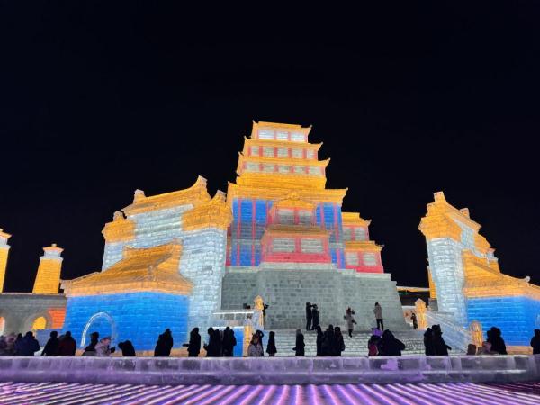 哈尔滨冰雪大世界怎么玩?收下这份攻略 哈尔滨冰雪大世界怎么玩?收下这份攻略