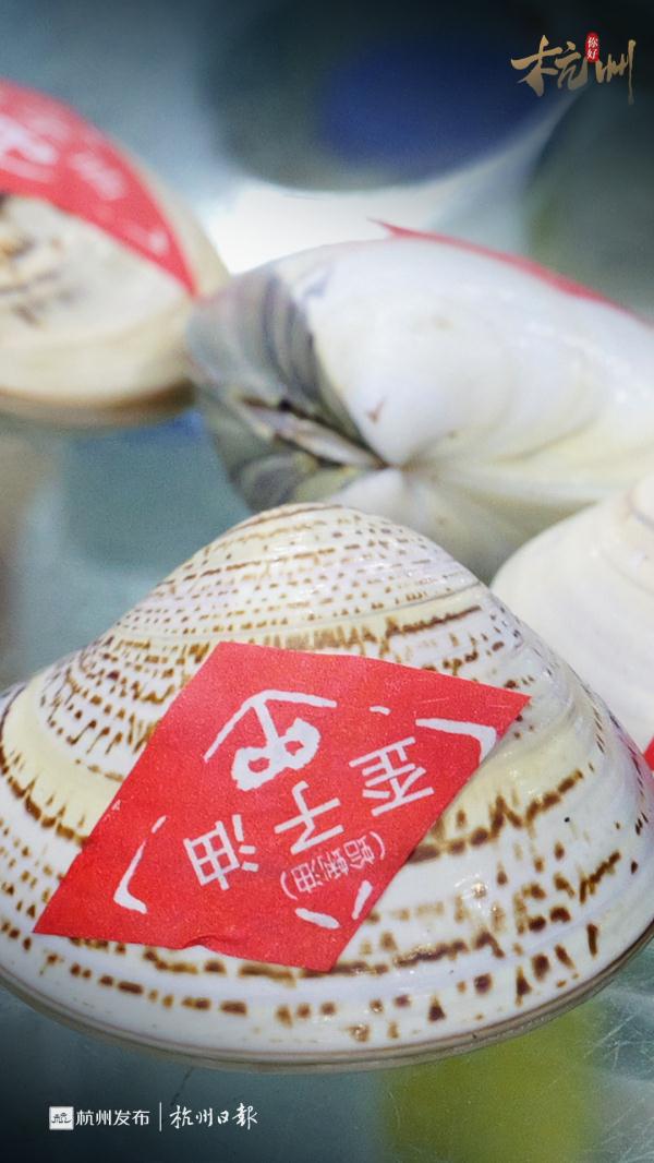 冷!冷!冷!杭州人的过冬三件套,火了! 冷!冷!冷!杭州人的过冬三件套,火了!