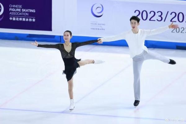 陈昱东、王一涵获全国花滑锦标赛男、女单人滑冠军