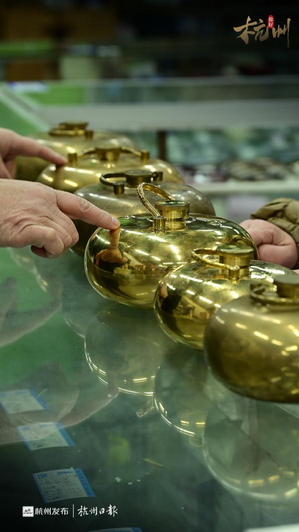 十年才涨1元！杭州这件神器火了！年轻人看呆：那么便宜？！