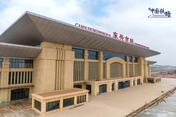 明天正式开通!广西这座旅游小城通铁路了! 明天正式开通!广西这座旅游小城通铁路了!