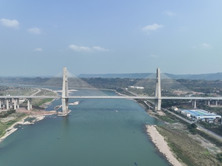 创三项世界纪录!宜宾临港长江公铁大桥正式通车 创三项世界纪录!宜宾临港长江公铁大桥正式通车