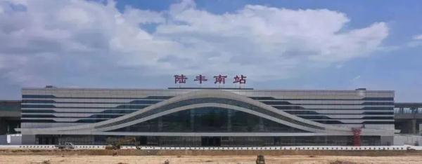 今天开通!深圳⇋汕头最快109分钟 今天开通!深圳⇋汕头最快109分钟