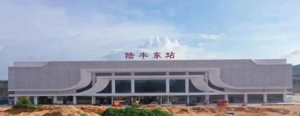 今天开通!深圳⇋汕头最快109分钟 今天开通!深圳⇋汕头最快109分钟