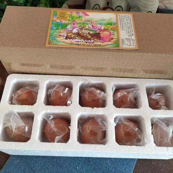 名小吃“麻酱鸡蛋”，沙酥流油，松软咸香，一口停不下来