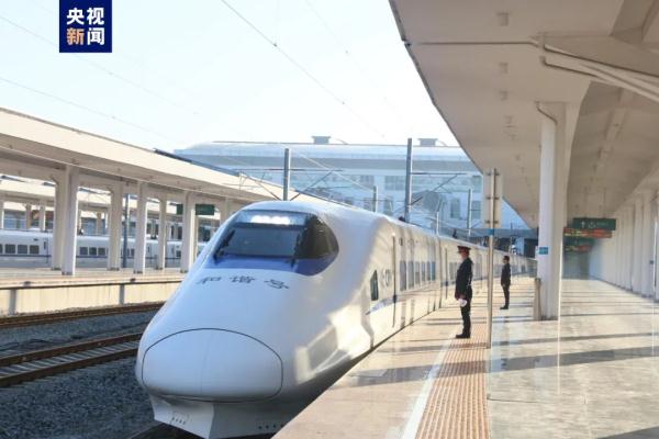 “龙龙”“汕汕”高铁 今天开通运营 “龙龙”“汕汕”高铁 今天开通运营
