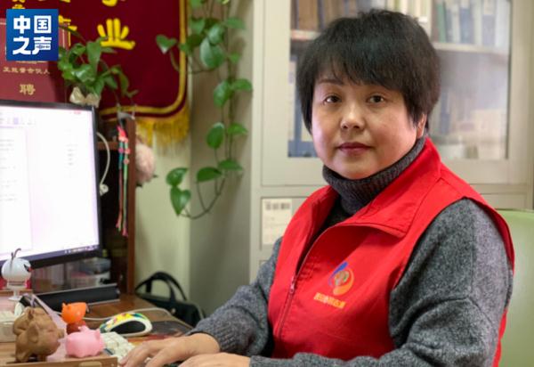 她总被人误会成“骗子”，却是孩子们心中最好的常妈妈