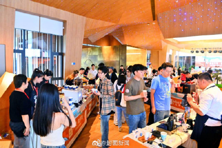 成都超六成咖啡店在社区周边 多数店主持积极态度