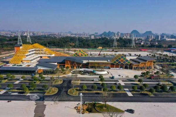 桂柳高速改扩建项目通车 桂林至柳州行车时间缩至1小时
