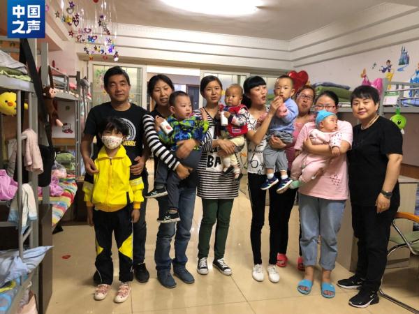 她总被人误会成“骗子”，却是孩子们心中最好的常妈妈