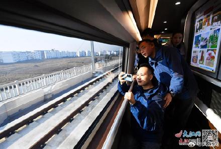 多图直击 杭昌高铁黄昌段正式开通运营