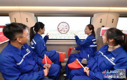 多图直击 杭昌高铁黄昌段正式开通运营