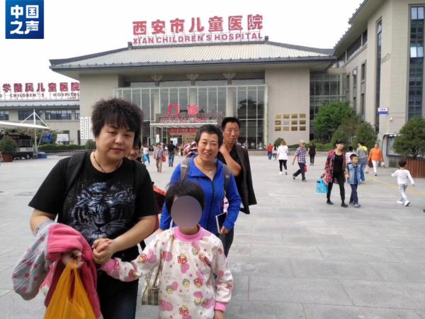 她总被人误会成“骗子”，却是孩子们心中最好的常妈妈
