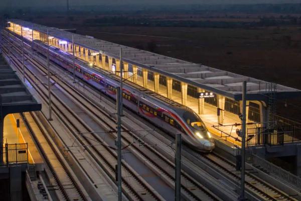 串起9个5A级景区,形成世界级黄金旅游线!杭昌高铁全线贯通运营! 串起9个5A级景区,形成世界级黄金旅游线!杭昌高铁全线贯通运营!