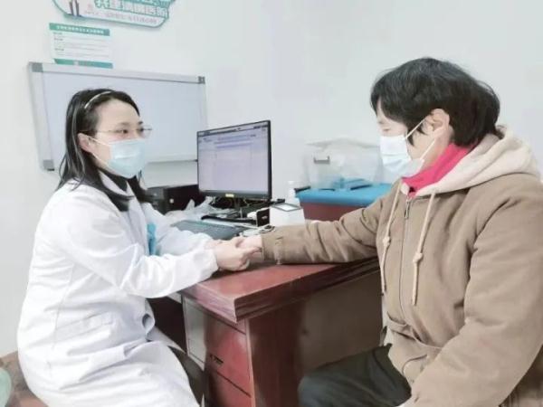 打了个喷嚏,男子两根肋骨断了!近期高发 打了个喷嚏,男子两根肋骨断了!近期高发