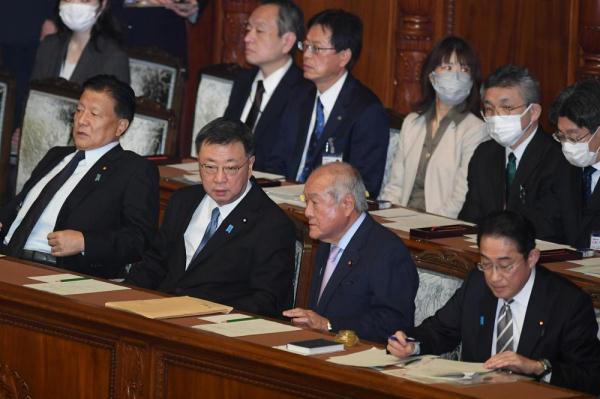 日本检方推进对“安倍派”高层问询