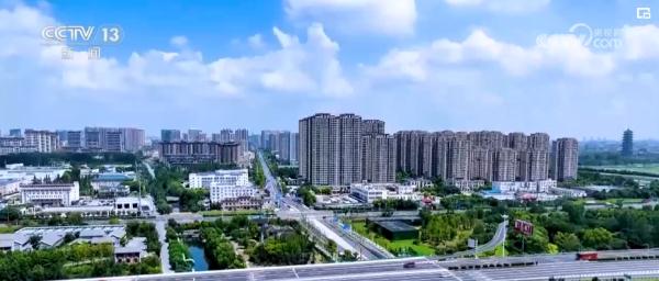 多项“卡脖子”技术被攻克实现产业化 产业发展向中高端稳步迈进