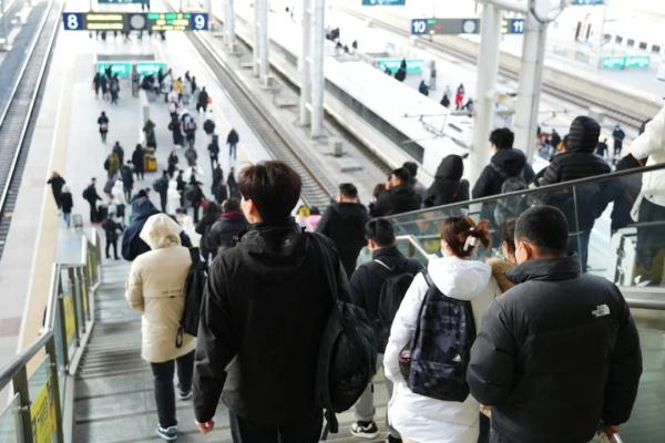 元旦期间，长春站加开这些列车！