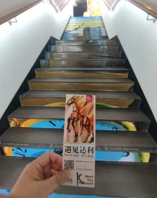 上海知名艺术家吐槽价格太辣手!网友:也有好的... 上海知名艺术家吐槽价格太辣手!网友:也有好的...