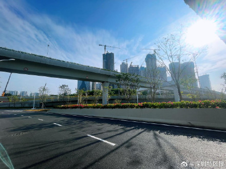深圳东部过境高速公路连接线通车