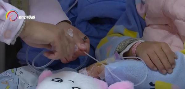 “咳咳咳”，每逢秋冬季，儿童咳嗽频发，该如何治疗呢？