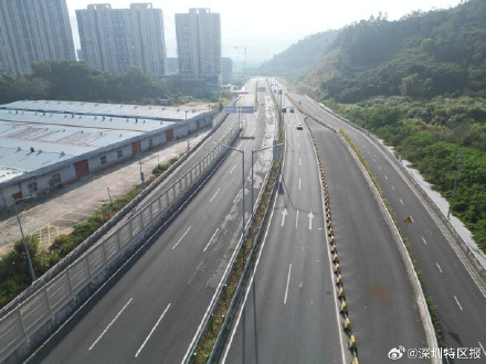 深圳东部过境高速公路连接线通车