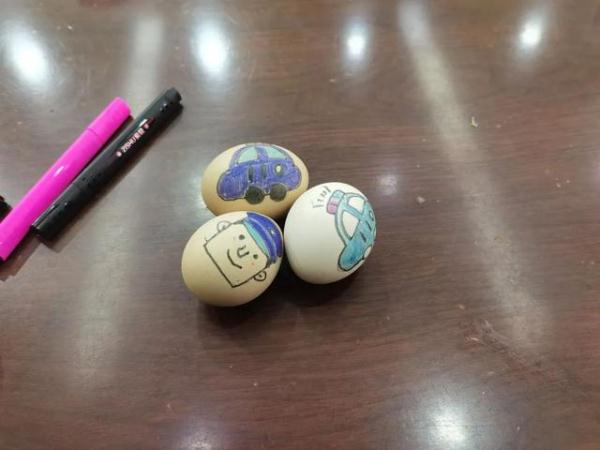 “警察哥哥，我要报个警！”三个“小孩哥”勇闯派出所......