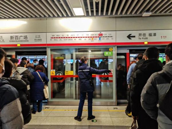 突破120万大关!石家庄地铁单日客运量创新高 突破120万大关!石家庄地铁单日客运量创新高