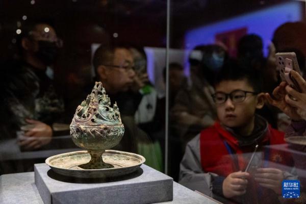 “相遇海昏侯——西汉刘贺墓精品文物展”在沪开幕