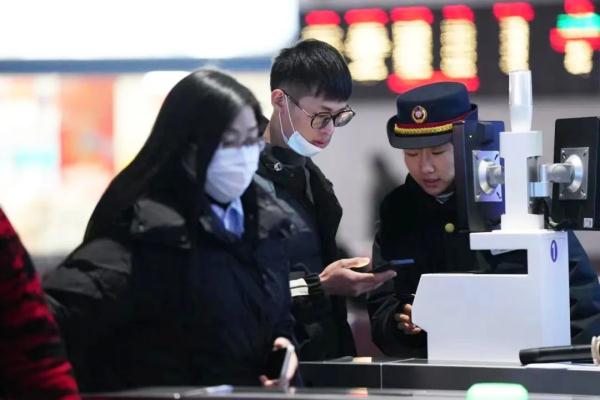 266.66万人次！郑州地铁线网日客运量创历史新高