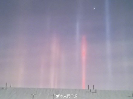 神奇!内蒙古光柱奇观美得像特效 神奇!内蒙古光柱奇观美得像特效