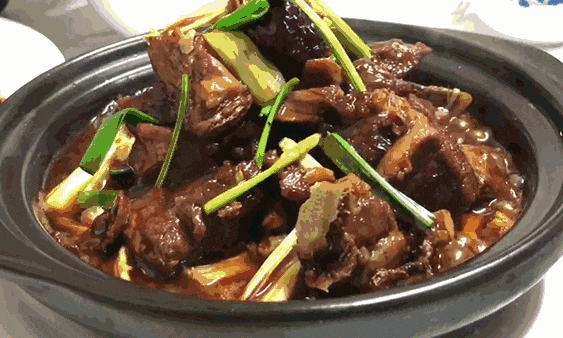 惊险！杭州一阿姨呼吸困难、腹痛倒地！只因贪吃这美食，重症死亡率达30%！
