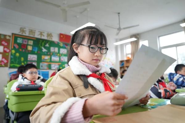 全班沸腾了!合肥一小学拍下 全班沸腾了!合肥一小学拍下