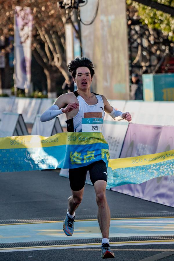 2023上合昆明马拉松举行 2023上合昆明马拉松举行