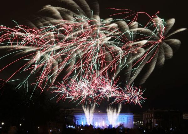 送别2023 迎来2024