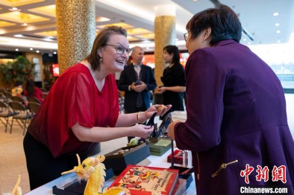 中国驻纽约总领馆举办跨年主题开放日活动 中国驻纽约总领馆举办跨年主题开放日活动