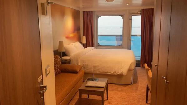 首艘首航,从上海出发!“爱达·魔都号”今日开启商业首航 首艘首航,从上海出发!“爱达·魔都号”今日开启商业首航