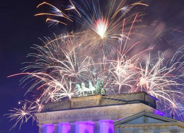 送别2023 迎来2024