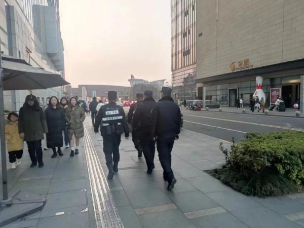 324.7万人次！昨天的南京太热闹啦