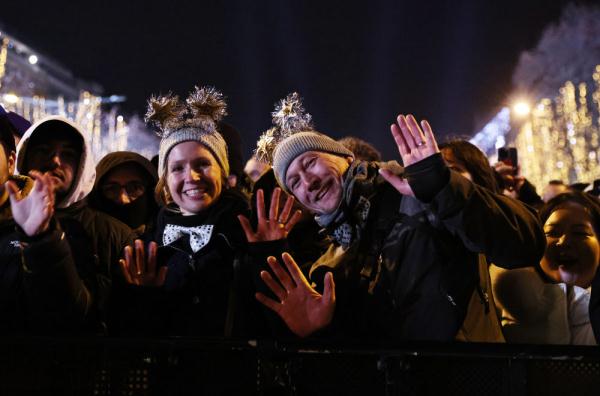 送别2023 迎来2024