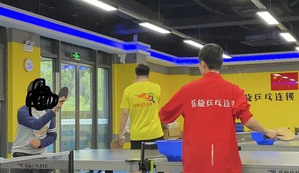上海一培训机构突然关门，家长双11刚“续费”…