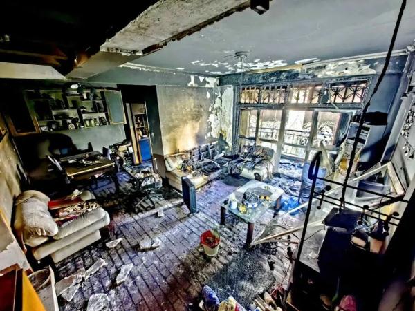 插线板故障引发火灾!2人不幸身亡 插线板故障引发火灾!2人不幸身亡