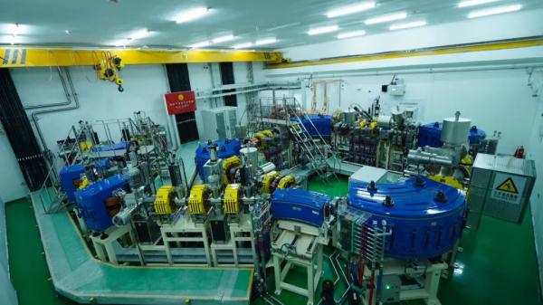 世界首台！质子，在这里加速