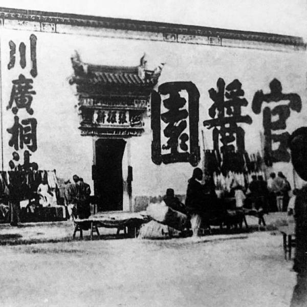 “酱园弄”重新亮相，乍浦路变老上海风情街！市民都来此地“拍戏”了