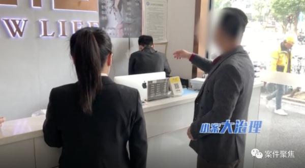 原本白净的上海小姑娘,一下点了242颗斑,成了“麻子”脸? 原本白净的上海小姑娘,一下点了242颗斑,成了“麻子”脸?