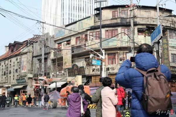 上海又一条马路变身老上海风情街！章子怡主演的《酱园弄》即将在这开拍
